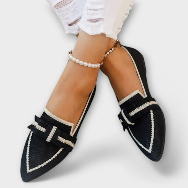Zavina – Flat Women’s Shoes with Knotted Design